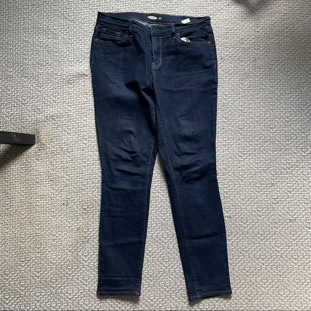 Old Navy Size 10 curvy skinny jeans EUC
